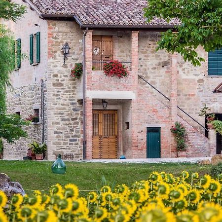 B&B Ponte La Pietra 古比奥 外观 照片