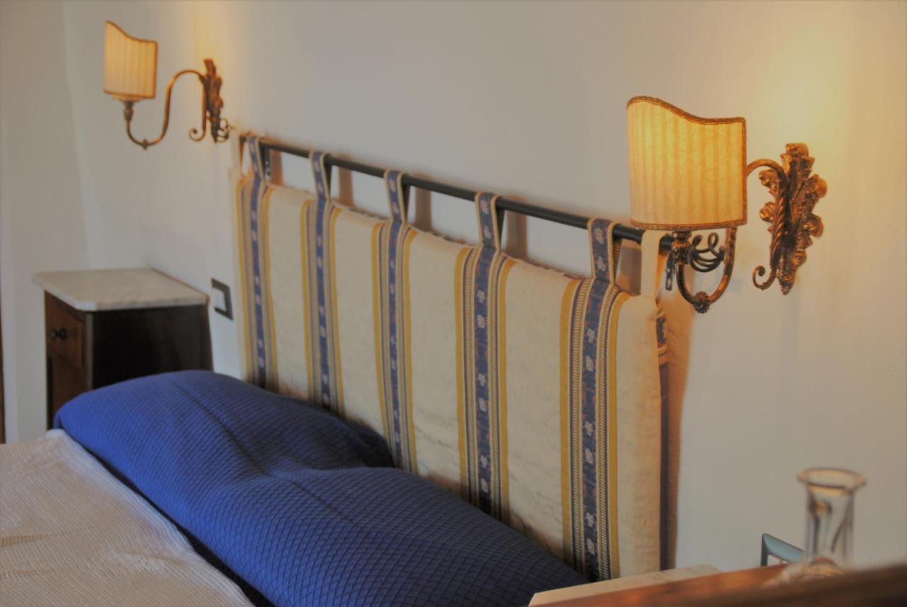B&B Ponte La Pietra 古比奥 外观 照片